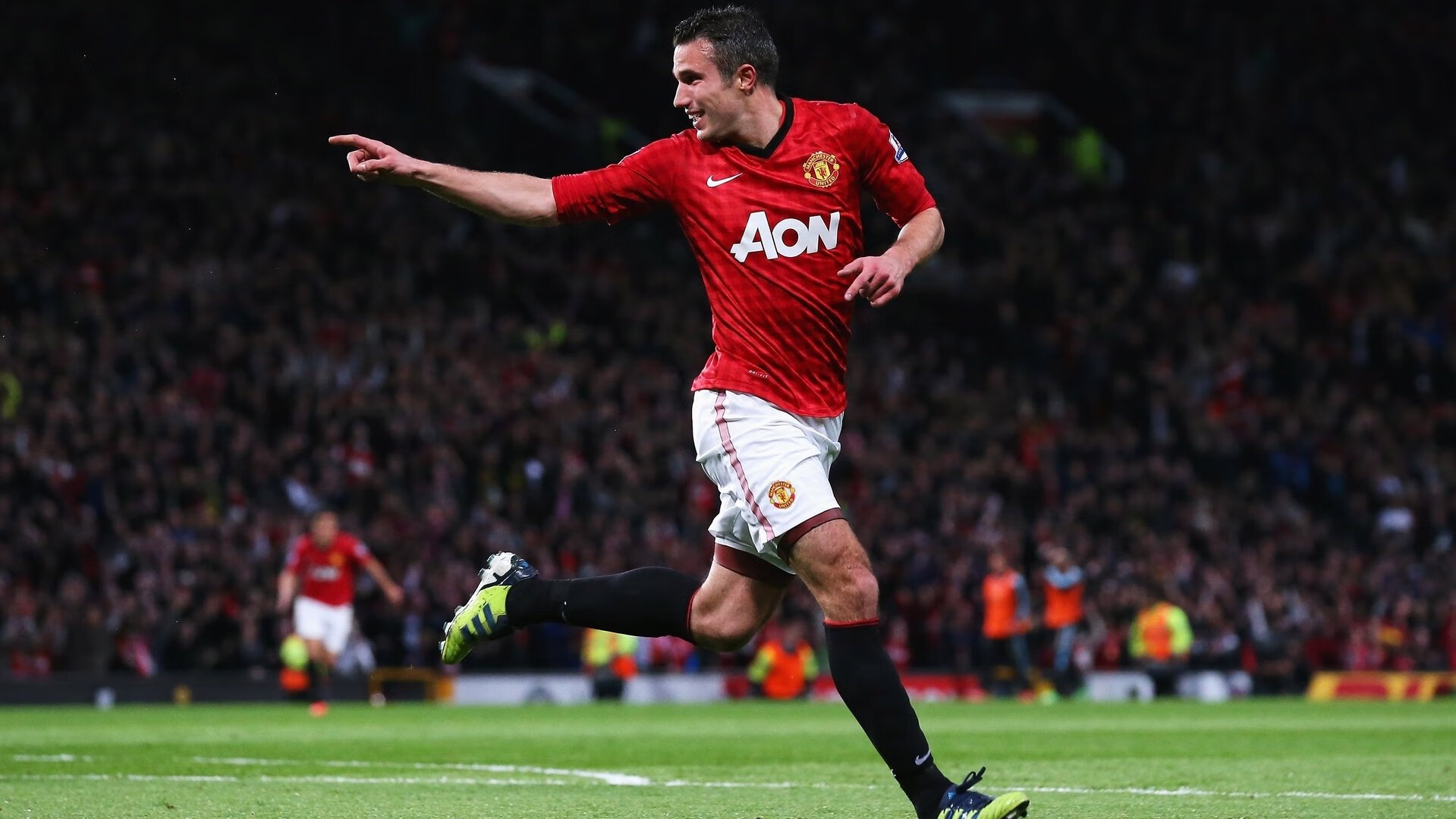 《Uzi宣布加入TOP战队，加盟背后蕴藏大秘密》，uzi团队